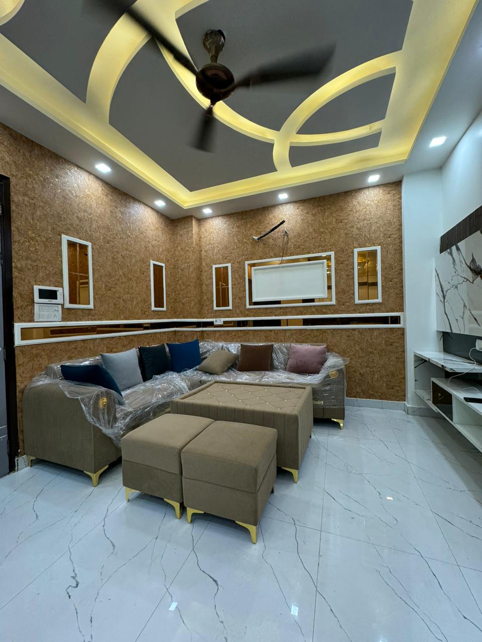 4 BHK Flats in Dwarka